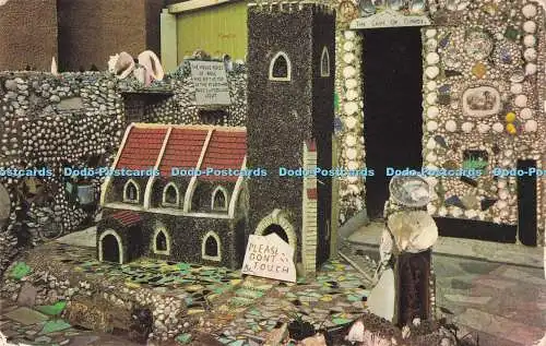 R726817 Southbourne The Shell House Photo Precision Colourmaster International