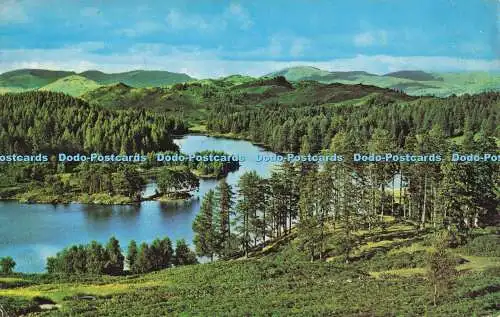 R728010 Tarn Hows Printed in Great Britain