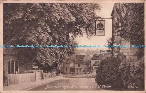 R722439 Groombridge Eingang zur Altstadt F Frith Reigate