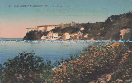 R729049 Ile Sainte Marguerite Le Port LL 39 Levy et Neurdein Reunis Paris