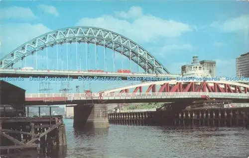 R731613 Newcastle Upon Tyne Tyne Bridges Photo Precision Colourmaster Internation