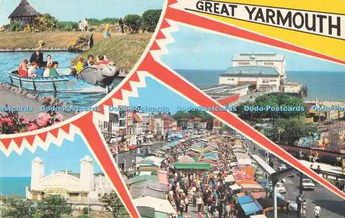 R731675 Great Yarmouth Wellington Pier Market Square Photo Precision Colourmaste