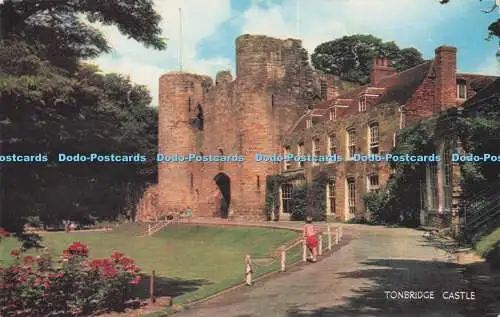 R731686 Tonbridge Castle J Salmon Sevenoaks Cameracolour