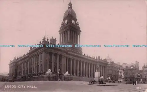 R729788 Leeds City Hall RP