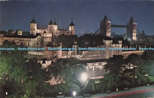 R730214 London Der Turm bei Nacht Die fotografische Grußkarte natürliche Farbe