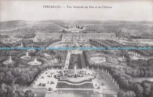 R730495 Versailles Vue Generale du Parc et du Chateau