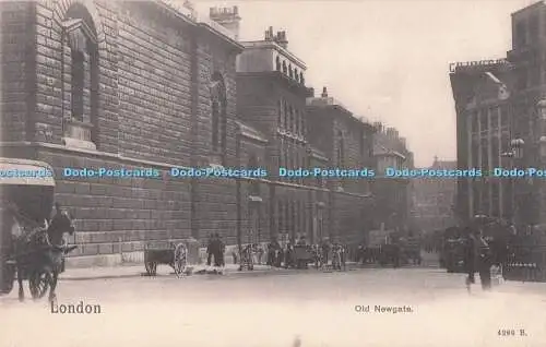 R730510 London Old Newgate Peacock