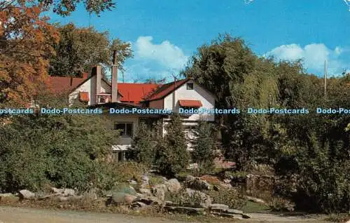 R528178 Kanada Ontario Terrakotta Inn Peterborough Postkarte