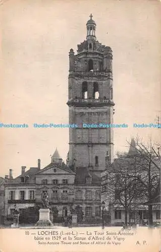 R528626 Loches I et L Saint Antoine Turm und Statue von Alfred de Vigny A Papegh