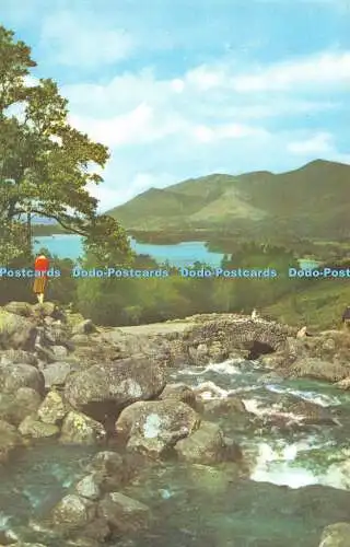 R528784 Ashness Bridge und Derwentwater Postkarte