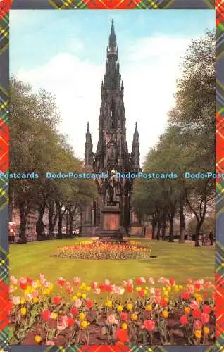 R529020 The Scott Monument Edinburgh PT36954