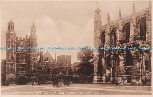 R537348 Chapel and School Yard Eton College