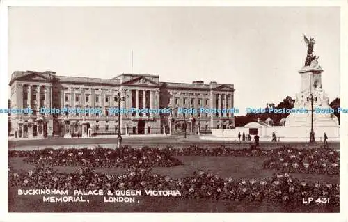 R534974 London Buckingham Palace and Queen Victoria Memorial Lansdowne