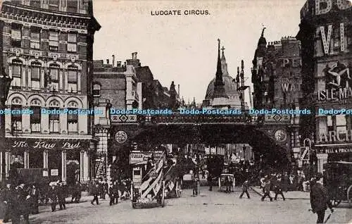 R537674 Ludgate Circus Auto Photo Series