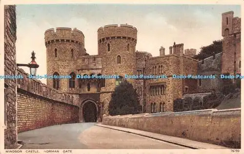 R531685 Windsor Castle Norman Gate Photochrom