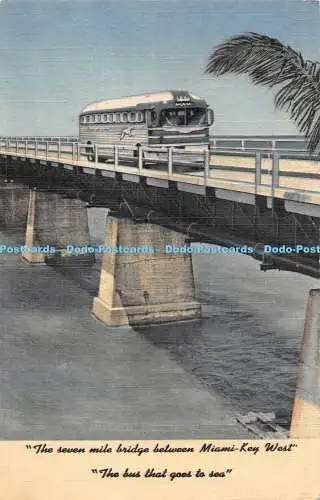 R530075 Die Sieben-Meilen-Brücke zwischen Miami Key West Der Bus, der nach Sea Ge