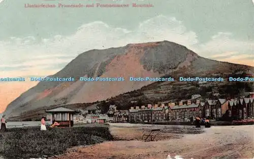 R538018 Llanfairfechan Promenade und Penmaenmawr Berg