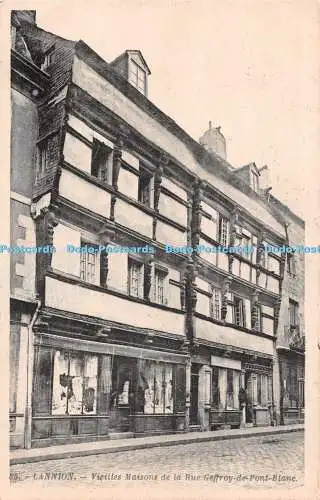 R538811 Lannion Vieilles Maisons de la Rue Geffroy de Pont Blanc G Artaud