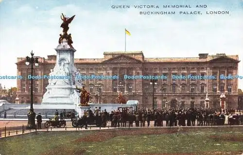 R534226 London Queen Victoria Memorial and Buckingham Palace Valentine Valesque