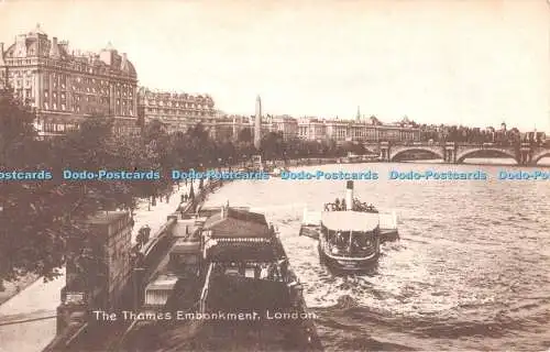 R534358 London The Thames Embankment M and L National Series