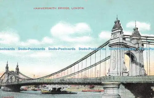 R534540 London Hammersmith Bridge G D und D The Star Series