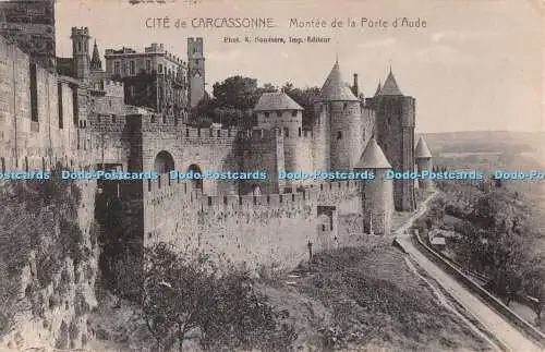 R539414 Cite de Carcassonne Montee de la Porte d Aude E Roudiere 1926