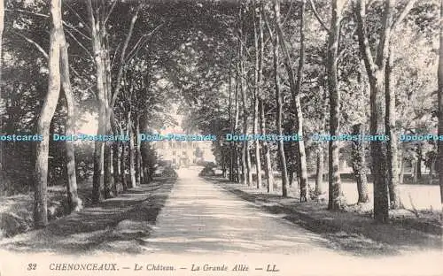 R539619 32 Chenonceaux Le Chateau Le Grande Allee LL