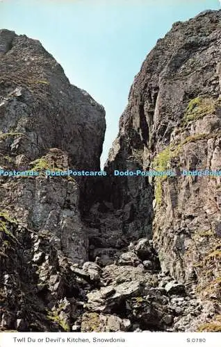 R542190 Snowdonia Twll Du or Devil Kitchen E T W Dennis Photocolour