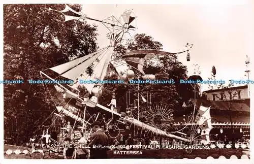 R547318 E V 92 Shell by Plane X 100 Festival Pleasure Gardens Battersea Valentin