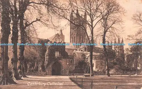 R547345 Canterbury Cathedral 36879 Valentines Series