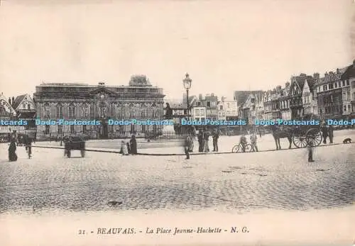 R547571 Beauvais La Place Jeanne Hachette N G