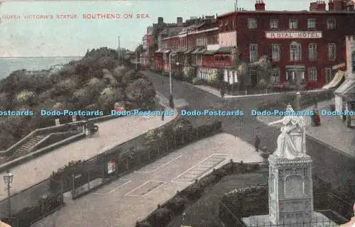 R550560 Southend on Sea Queen Victoria Statue The White Series 1910