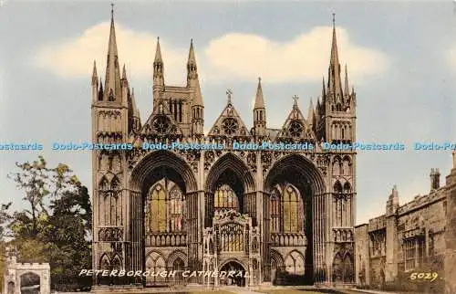 R548576 Peterborough Cathedral Valentine Collo Farbe