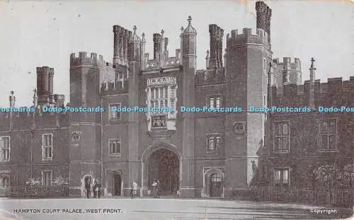 R550757 Hampton Court Palace West Front G D and D The Star Series 1908