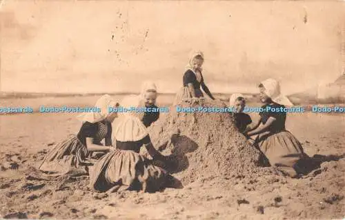 R550853 Zeeland Holland Dutch Children Buildings Forts F B Den Boer J Salmon 191