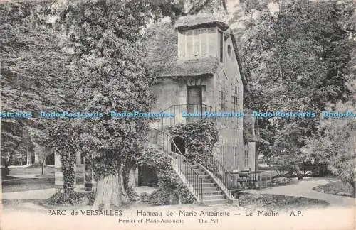 R551218 Parc de Versailles Hameau de Marie Antoinette Le Moulin Cormault et Pape