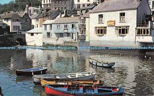 R552035 Polperro Harbour and Warren WHS 197 A W Besley Plastichrome Farbbild