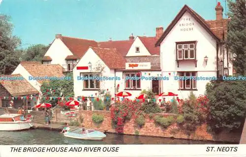 R552179 Bridge House and River Ouse St Neots A Sapphire Card 1980