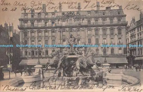 R554793 Lyon La Fontaine Bartholdi Place des Terreaux