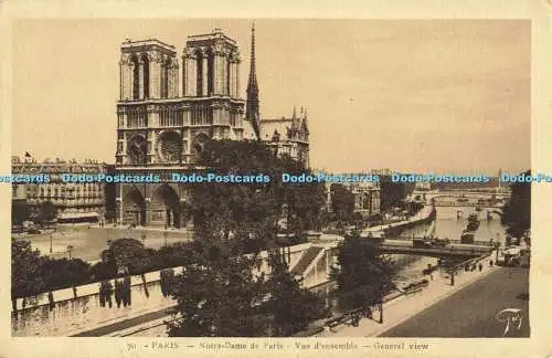 R556722 70 Paris Notre Dame de Paris Vue densemble Gesamtansicht G L Guy