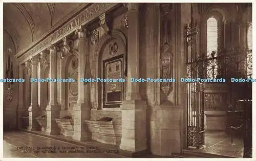 R556982 Ehrenhalle und Eingang zum Schrein Scottish National War Memorial Edi