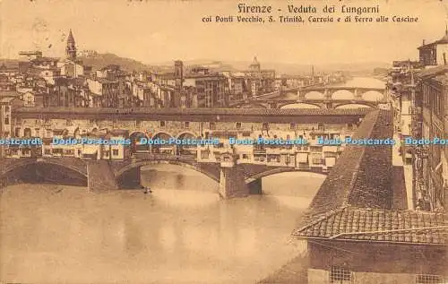 R554012 Firenze Veduta dei Lungarni coi Ponti Vecchio S Trinita Carraia e di fer