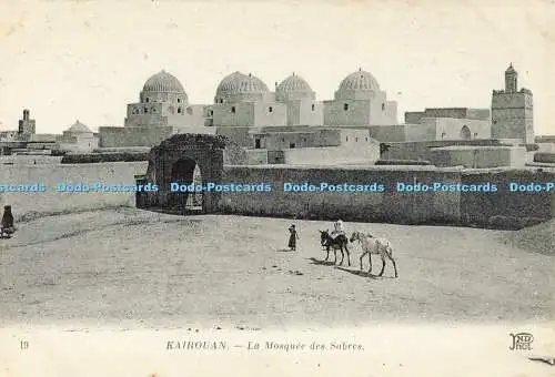 R558122 19 Kairouan La Mosquee des Sabres ND Phot Anciens Etab Neurdein