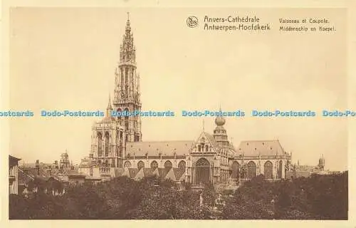 R559657 Anvers Cathedral Vaisseau et Couple Ern Nels Thill