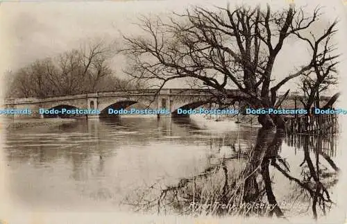 R559803 Wolseley Bridge River Trent W Shaw Burslem 1910