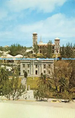 R558882 Stadt Hamilton Bermuda zeigt aus dem Vordergrund das Kenotaph Colonial S