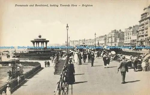 R559143 Brighton Promenade und Musikpavillon mit Blick in Richtung Hove