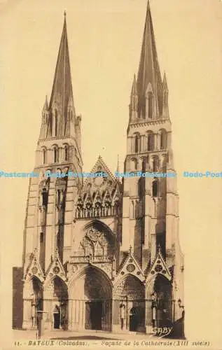 R560644 Bayeux Calvados Facade de la Cathedrale XIII siecle Gaby G Artaud