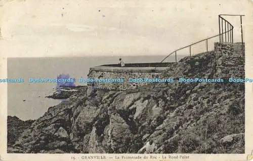 R560790 Granville La Promenade du Roc Le Rond Point La Cigogne