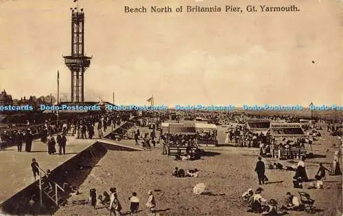 R560943 Gt Yarmouth Beach North of Britannia Pier 1921